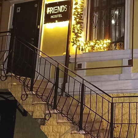Friends Hostel تشيسيناو المظهر الخارجي الصورة