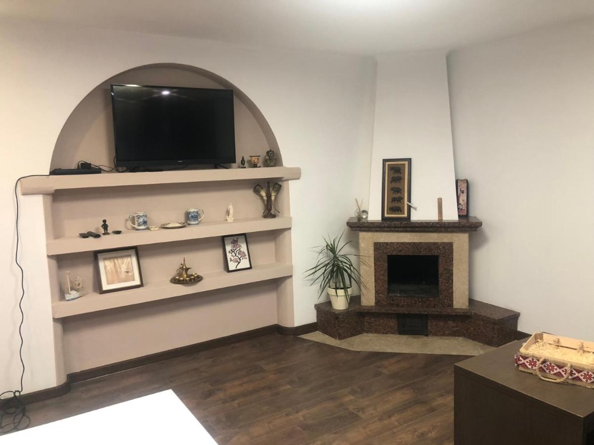 Friends Hostel تشيسيناو المظهر الخارجي الصورة