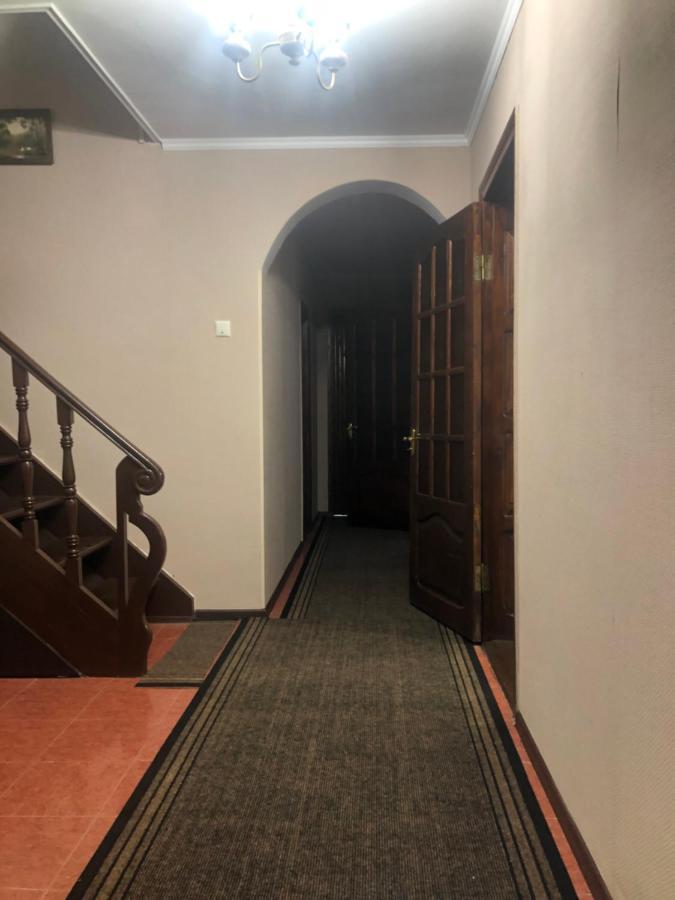 Friends Hostel تشيسيناو المظهر الخارجي الصورة